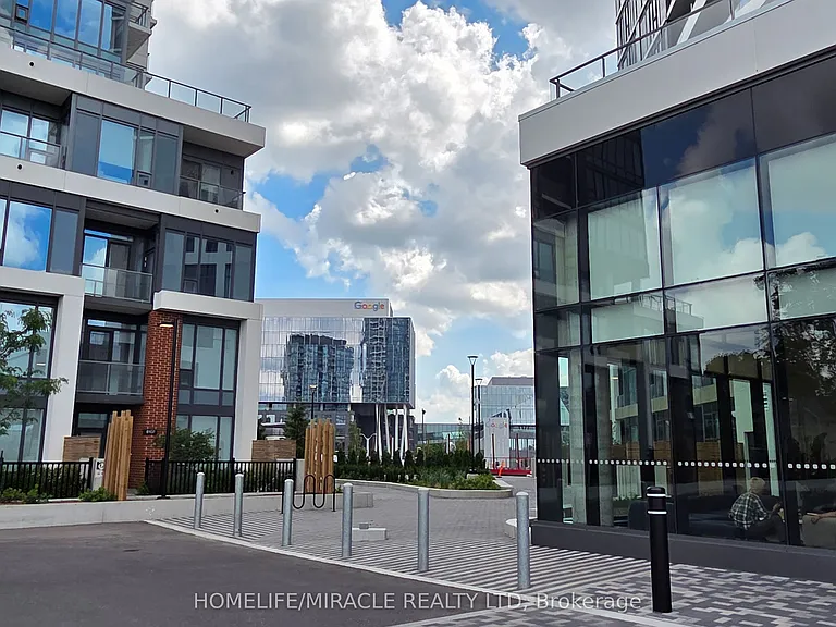 25 Wellington St S #3008 — Photo 3