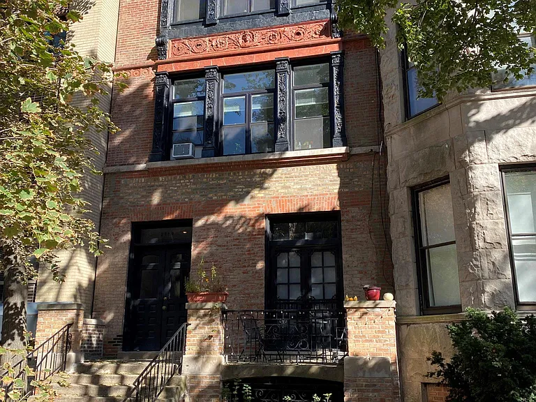 2719 N Pine Grove Ave #101 — Photo 1