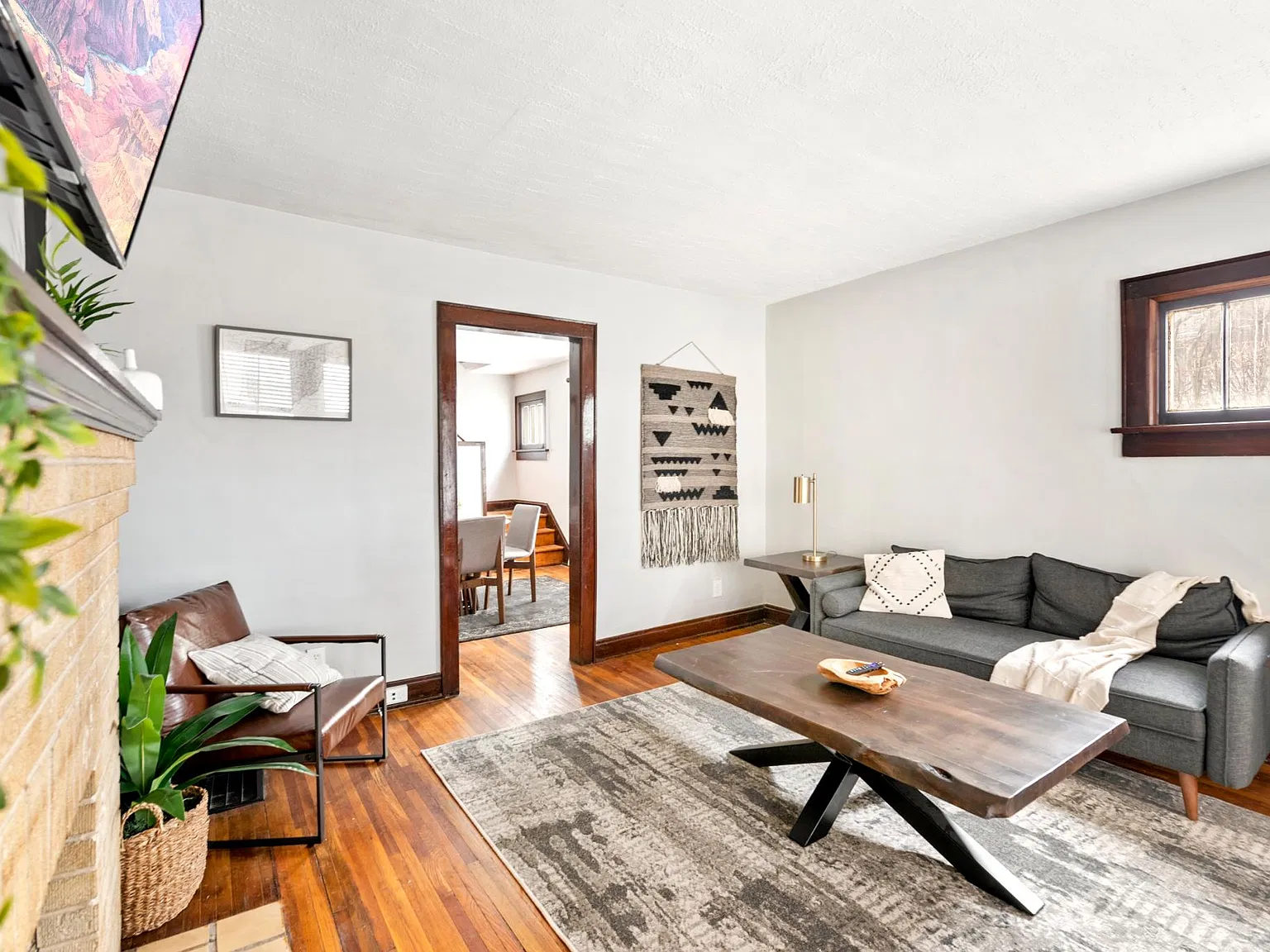 257 Southwood Ave — Photo 3