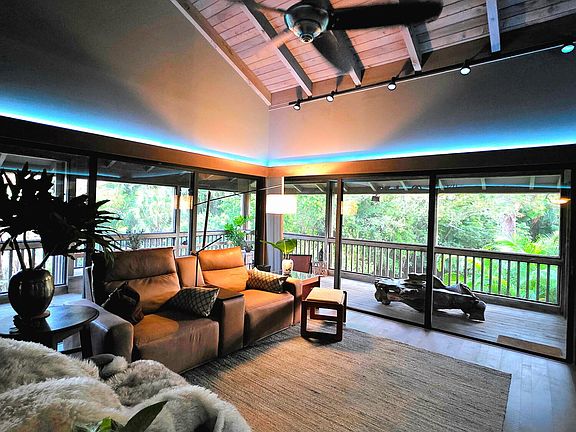 3rd image of 6957 Rain Forest Drive