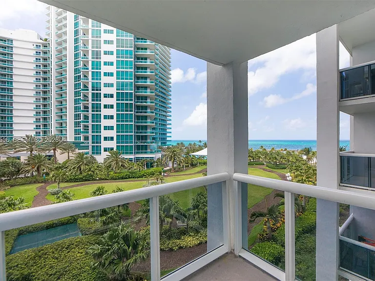 10275 Collins Ave #502 — Photo 12
