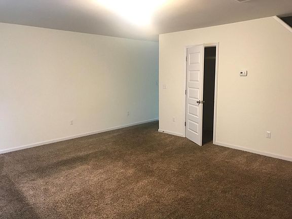 4th image of 110 Aaron Pl #315