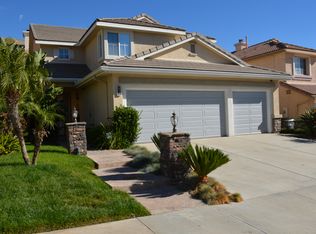 28318 Santa Catarina Rd, Saugus, CA 91350