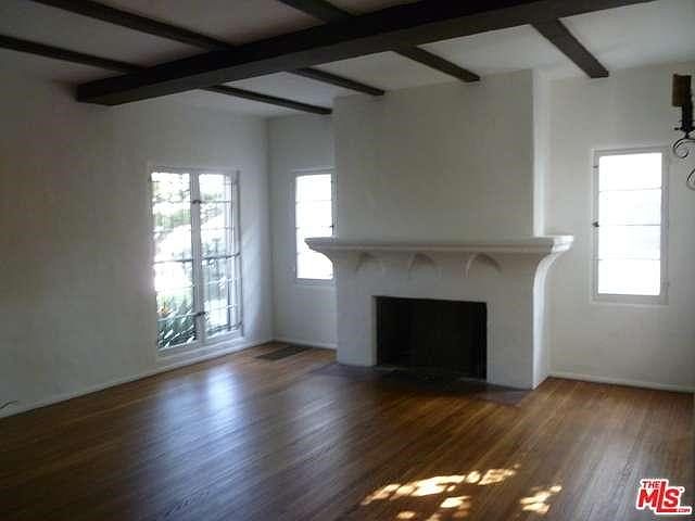 2nd image of 441 N Orange Dr