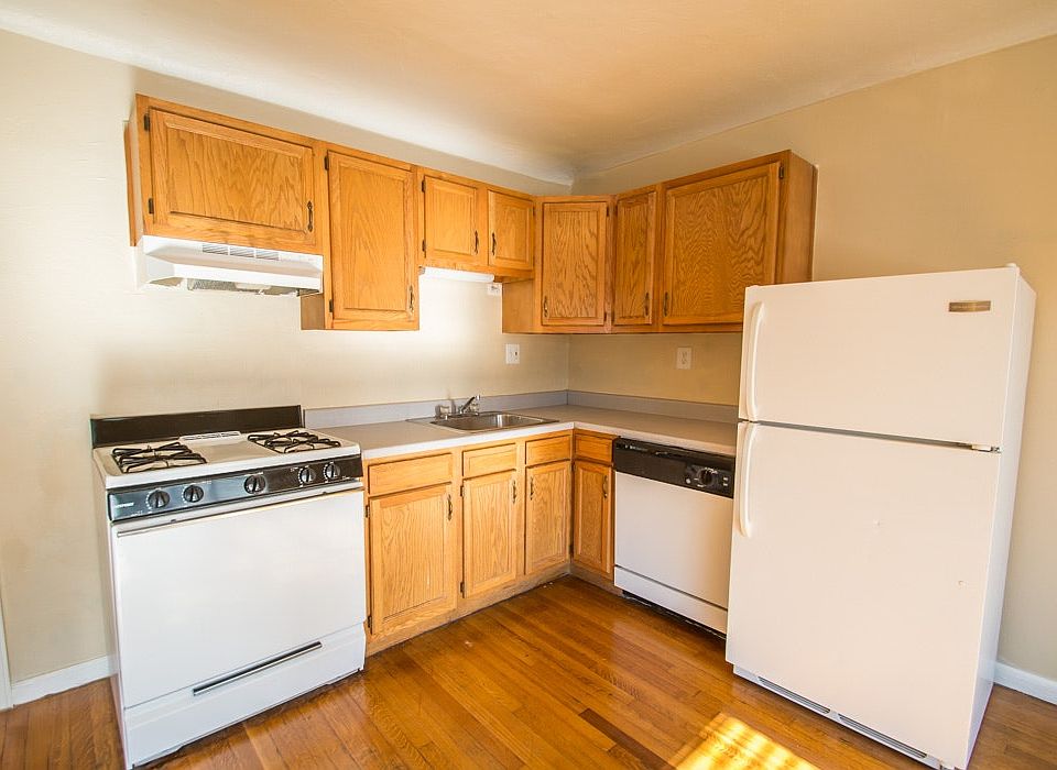 1st image of 1103 Clarkson St APT A