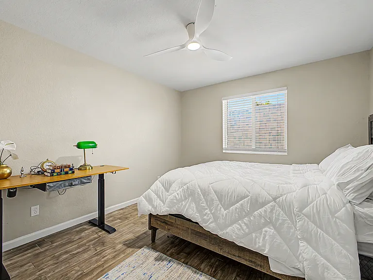 510 W University Dr #102 — Photo 8