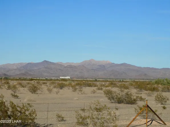 42269 Bear Hills Rd, Salome, AZ 85348