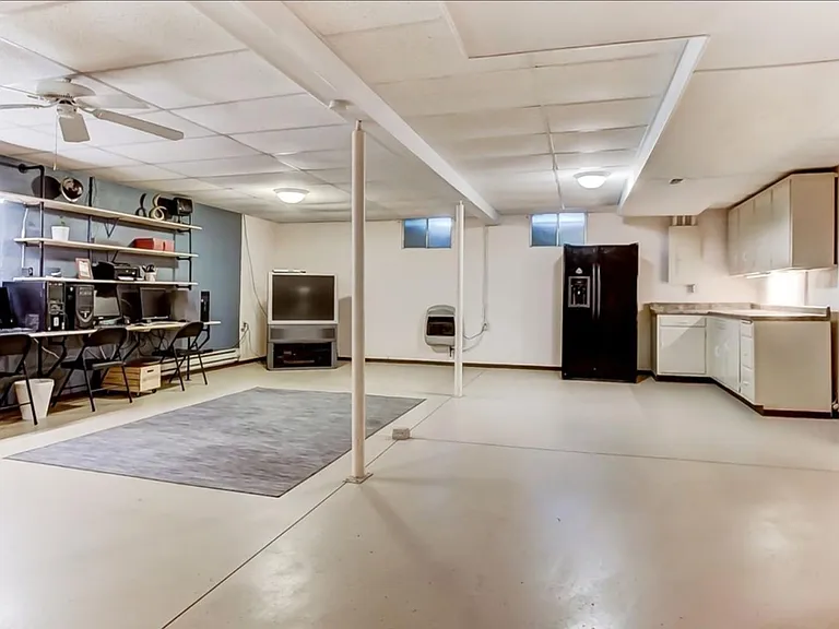 5222 Spencerville Rd — Photo 39