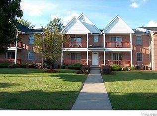 12 Georgian Ln APT A, Buffalo, NY 14221
