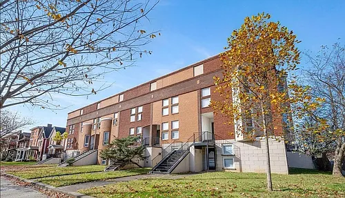 208 W Hill St #208 Photo 1