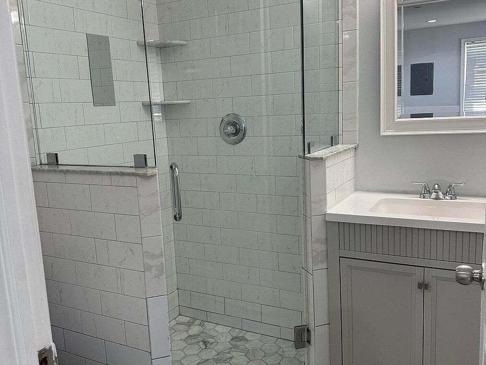 2nd image of 66 Court St