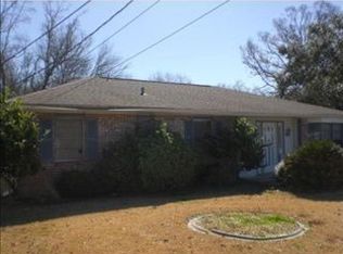 911 Gassen St, Luling, LA 70070