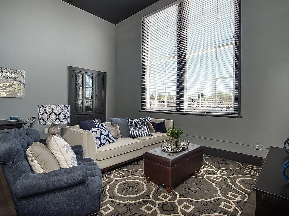 Sherman Lofts — Photo 2