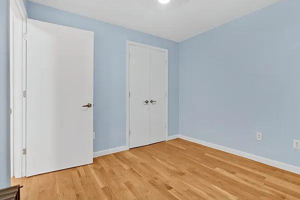 Rented by Brownstone Property Group | media 18