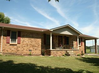 231 George Akins Rd, Westmoreland, TN 37186