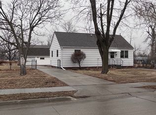 303 W 1st St, Huxley, IA 50124