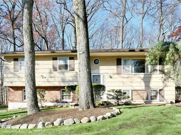 7 Cannan Road, Monsey, NY 10952