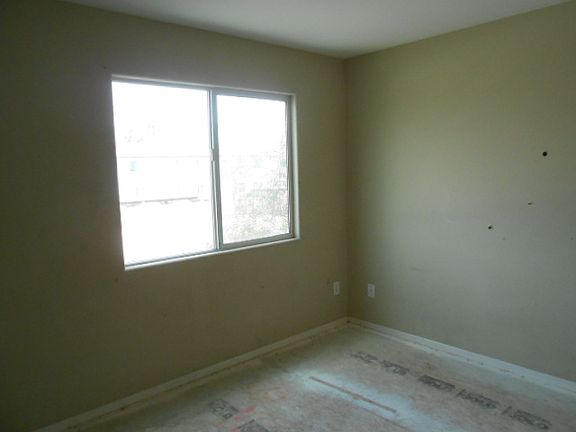 5th image of 4917 Blue Marlin Ave