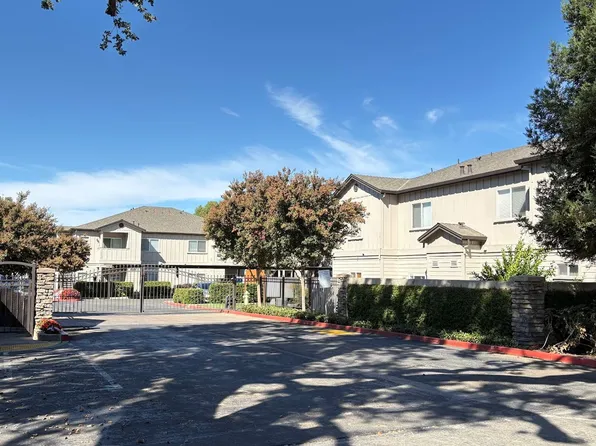 8905 Davis Rd, Stockton, CA