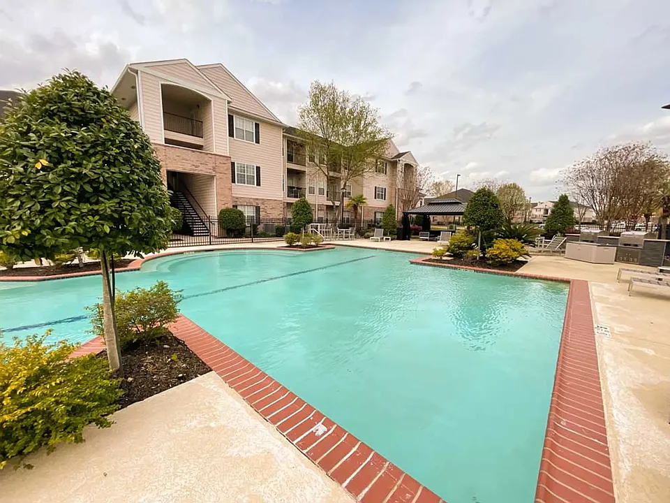 Lexington Place II