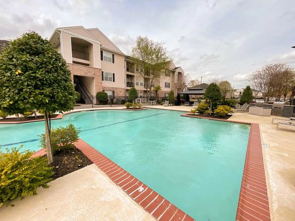 1302 Williamsburg Dr #1211