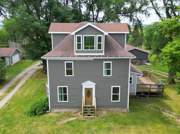 16352 E 2125 North Rd, Pontiac, IL 61764