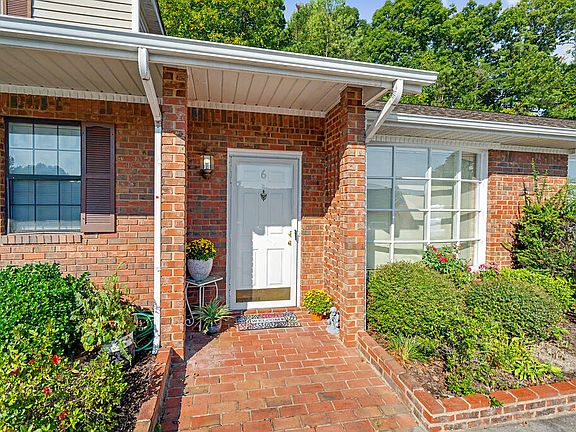 5th image of 2206 Seminole Way