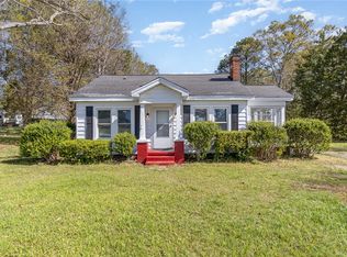 96 Main St, Pelzer, SC 29669