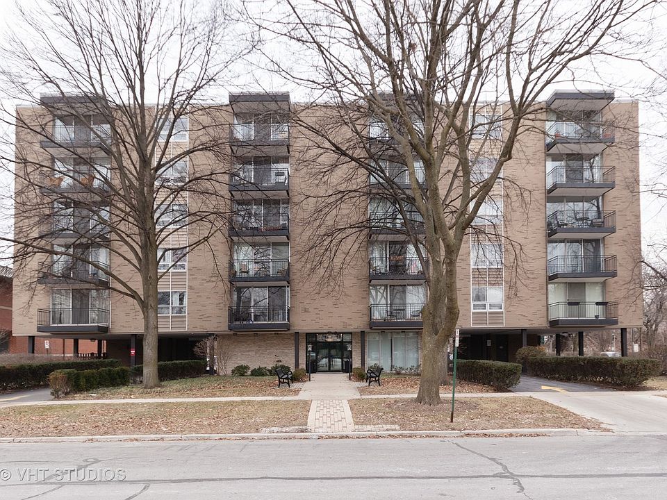 1st image of 424 Park Ave APT 202