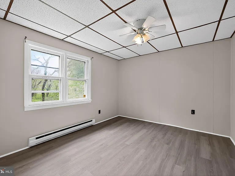 4225 Walsh Ave — Photo 11