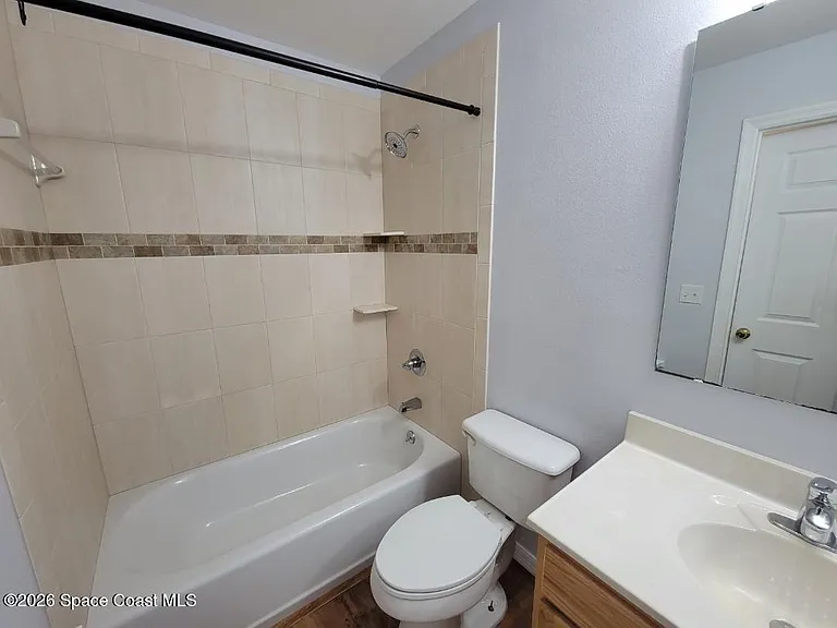 1832 Sorento Cir — Photo 11