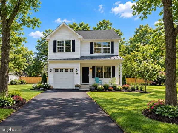 5855 Cottage Ave, Rock Hall, MD 21661