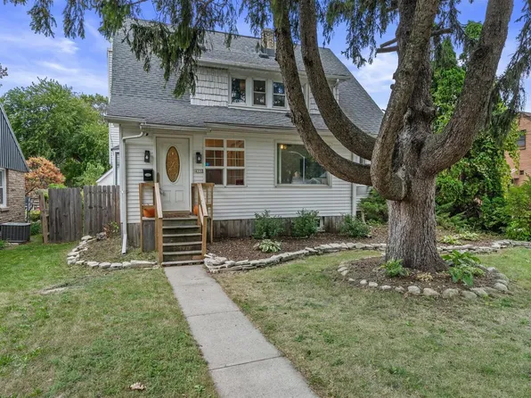 4353 South 5th STREET, Milwaukee, WI 53207