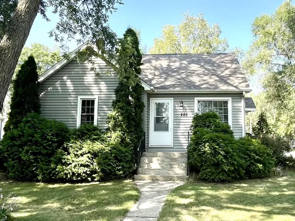 228 East Spruce STREET, Silver Lake, WI 53170