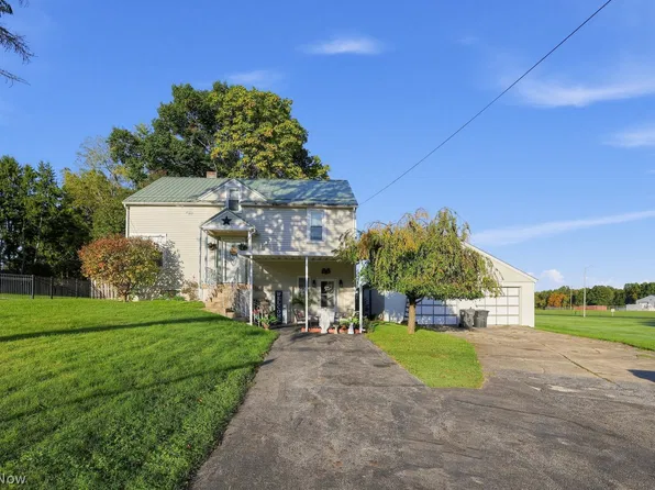 830 Coitsville Hubbard Rd, Youngstown, OH 44505