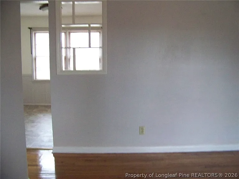 320 Bandera Dr — Photo 10