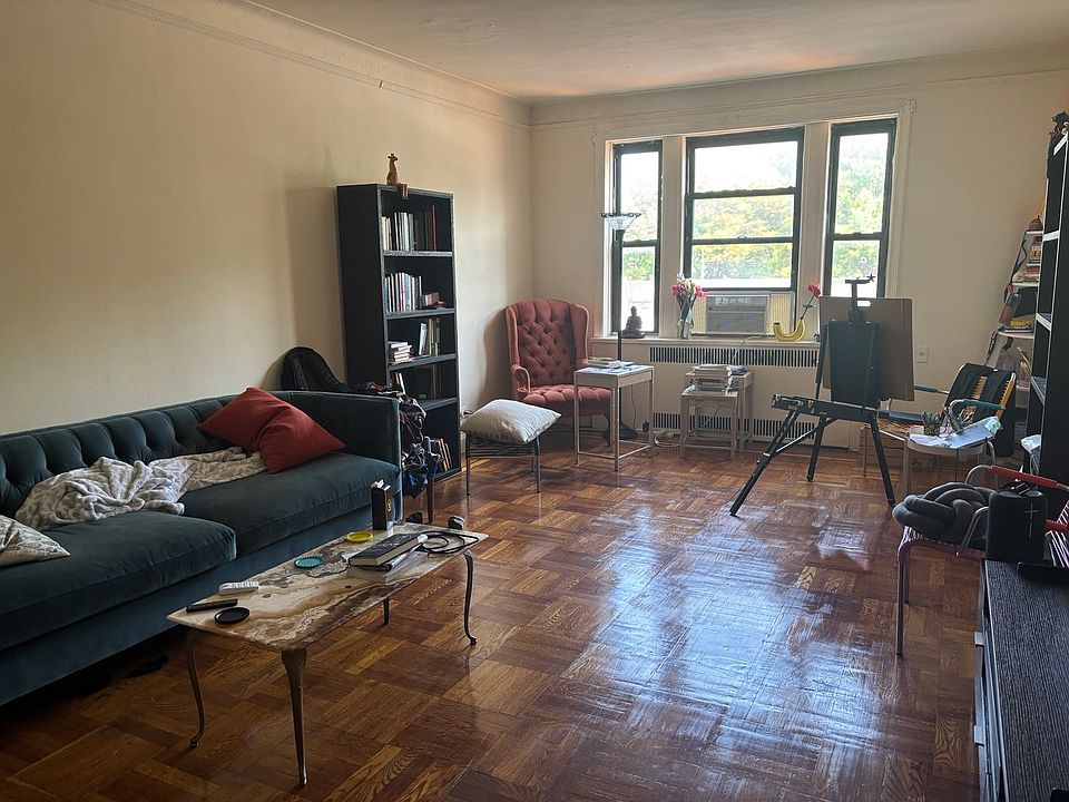 1st image of 31-21 51st St Unit 4C