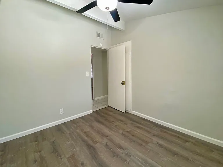5944 Los Encinos St — Photo 12