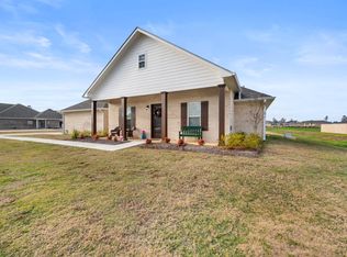 376 Liberty Dr, Leesville, LA 71446