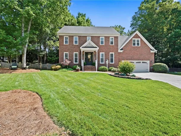 4919 Setter Ct, Jamestown, NC 27282
