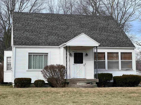 1418 Moore Rd, Adrian, MI 49221