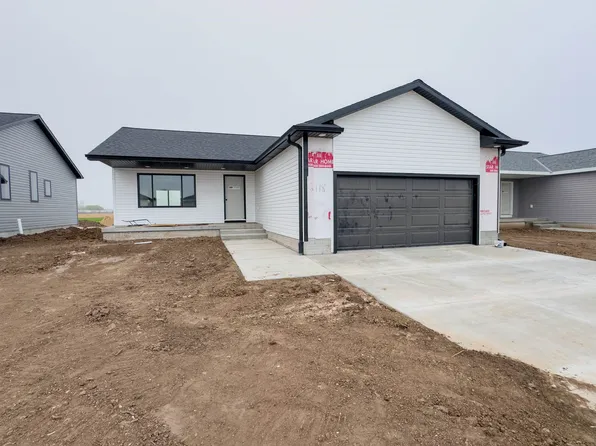 2118 E 41st St, Kearney, NE 68847