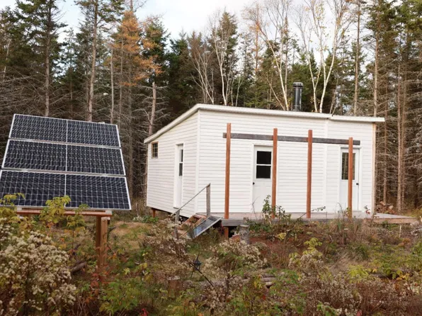 10 Swallow Point Rd, Saint Patrick's Parish, PE C0A 2A0