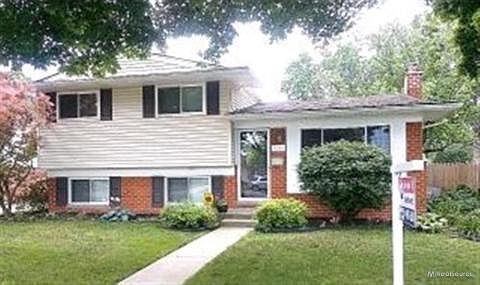 1st image of 1245 W Elmwood Ave