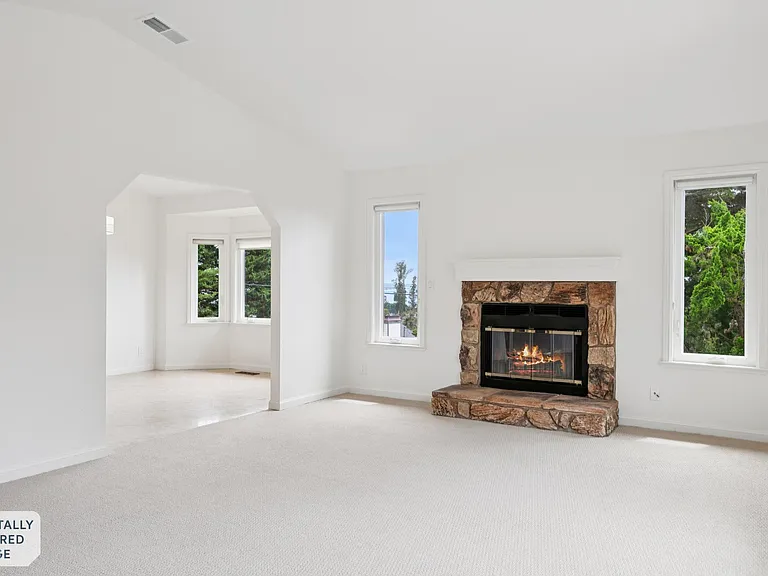 514 Isabella Ave #A — Photo 9