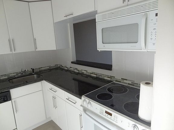 2nd image of 20400 W Country Club Dr APT 409