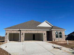 170 Oak Hollow Dr, Oakland, TN 38060