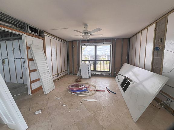 5th image of 1501 Middle Gulf Dr Unit D401