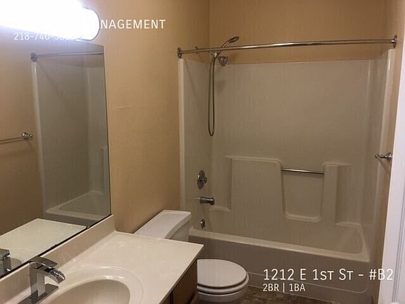 3rd image of 1212 E 1st St #B2