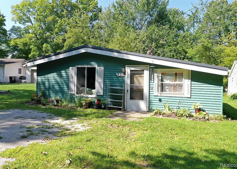 957 Pantek, Attica, MI 48412 Zillow